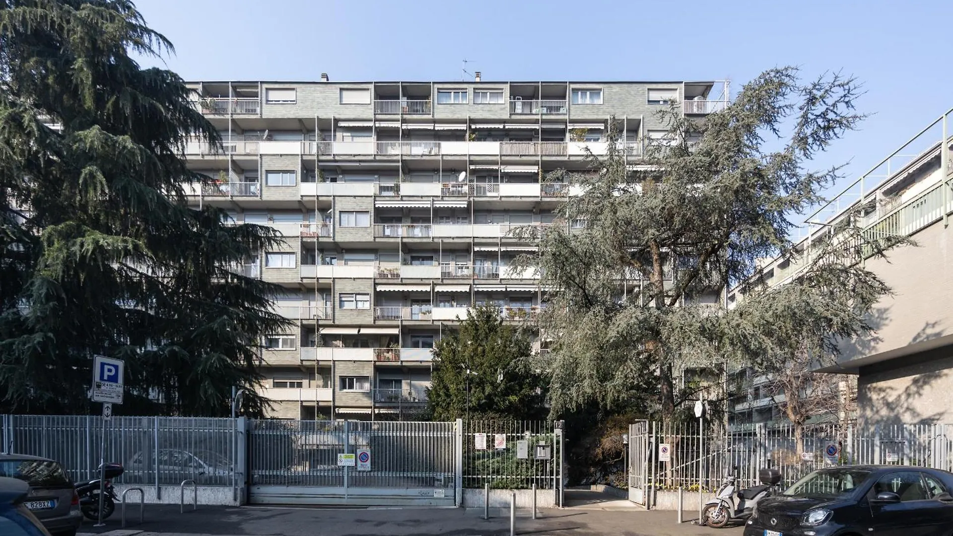 Apartment Exclusive Suite1- Vicino Metro, Citylife, Stadio San Siro E Fiera Milan Italy