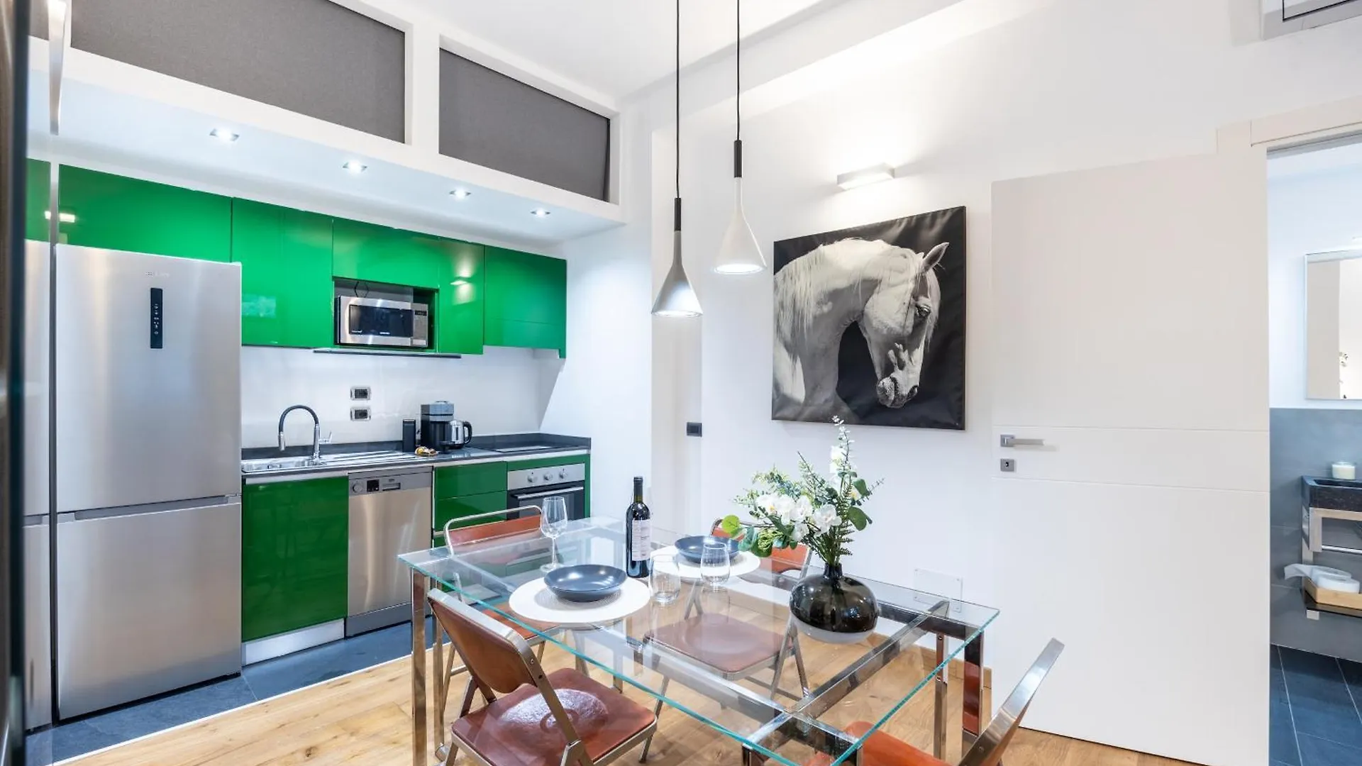 Apartment Exclusive Suite1- Vicino Metro, Citylife, Stadio San Siro E Fiera Milan