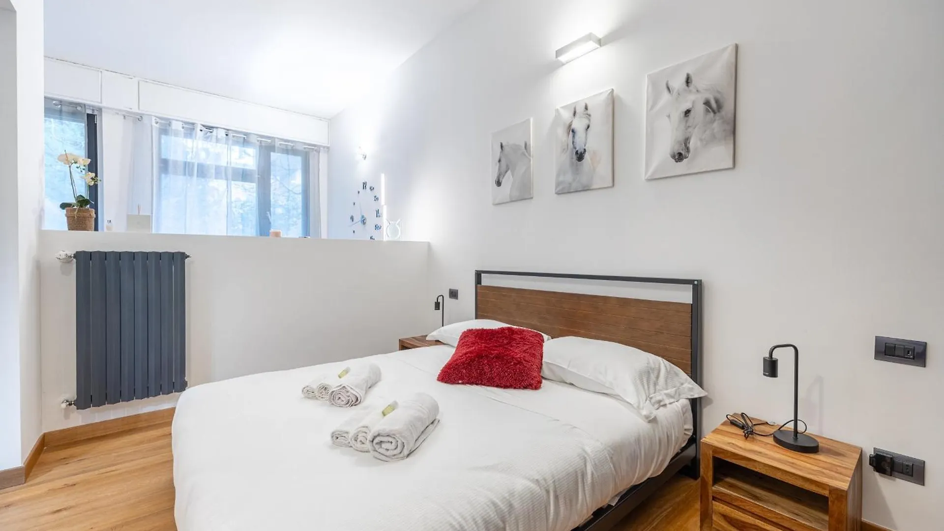 Exclusive Suite1- Vicino Metro, Citylife, Stadio San Siro E Fiera Milan 0*,