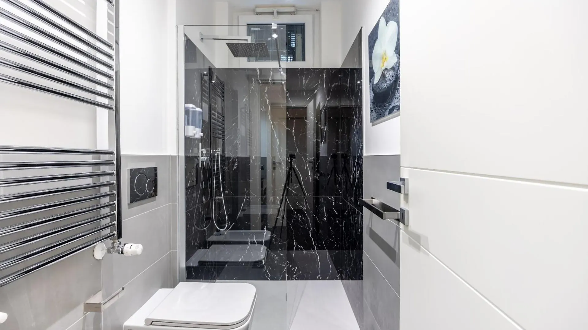 Exclusive Suite1- Vicino Metro, Citylife, Stadio San Siro E Fiera Milan 0*,