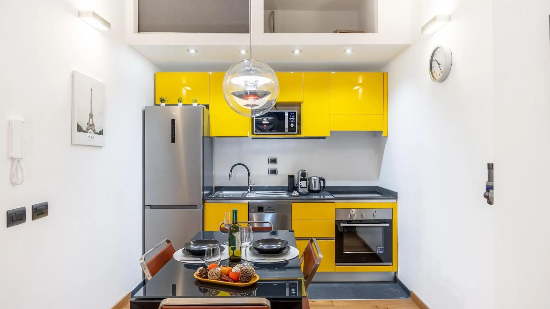 Exclusive Suite1- Vicino Metro, Citylife, Stadio San Siro E Fiera Milan Italy