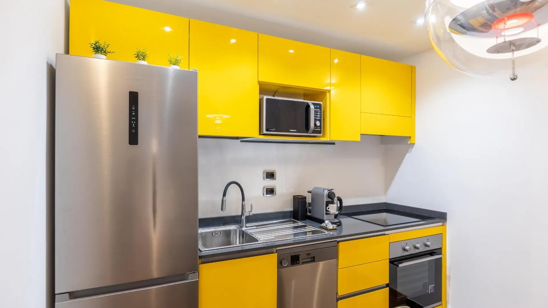 Exclusive Suite1- Vicino Metro, Citylife, Stadio San Siro E Fiera Milan