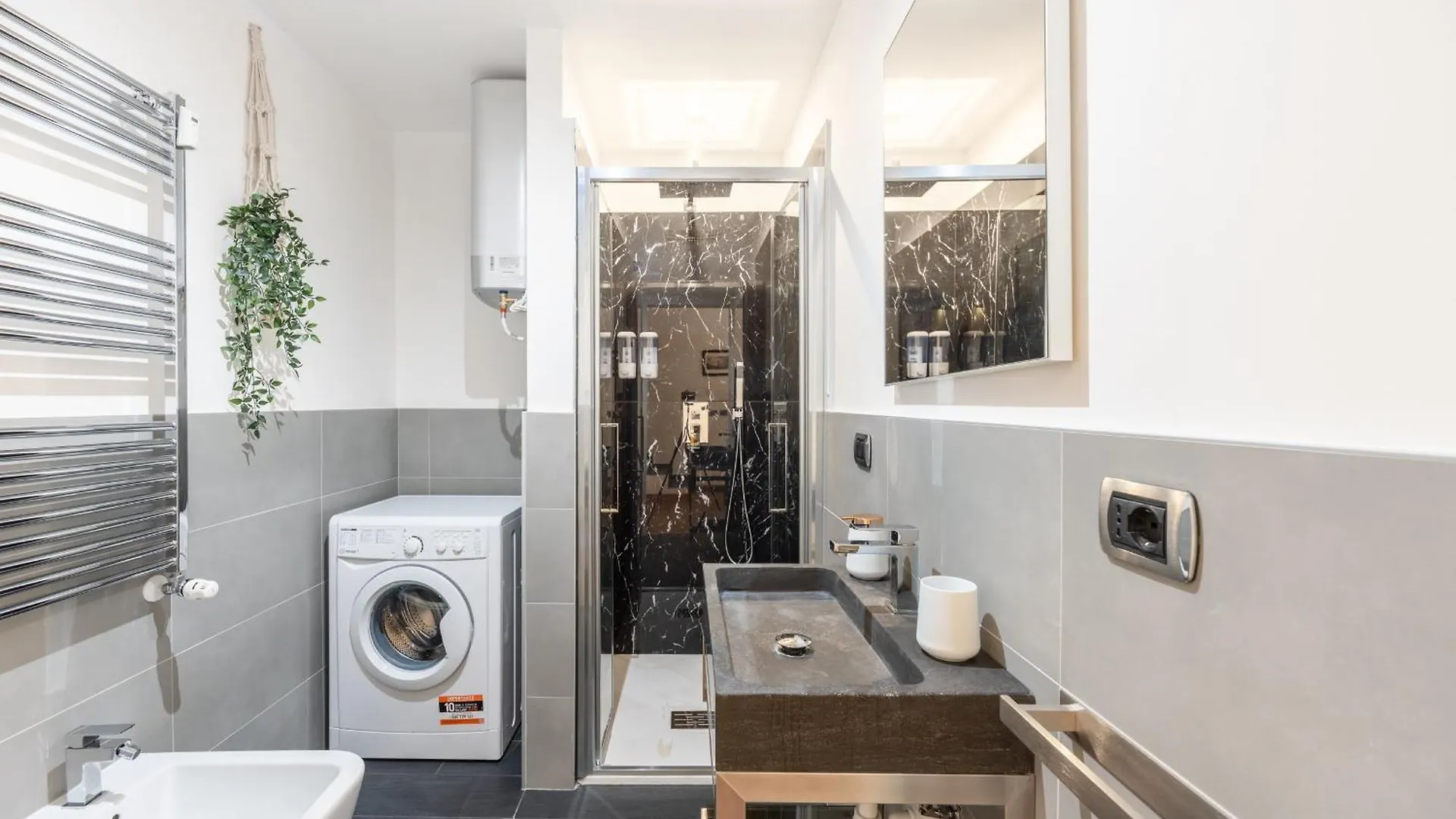 Exclusive Suite1- Vicino Metro, Citylife, Stadio San Siro E Fiera Milan